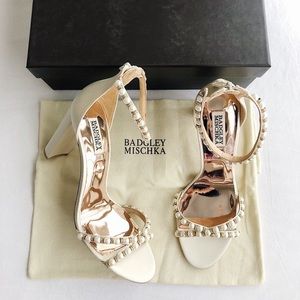 ISO** badgley mischka Hooper